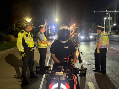 严查改装、飙车、竞技！崂山交警开展“天网静音”整治炸街车
