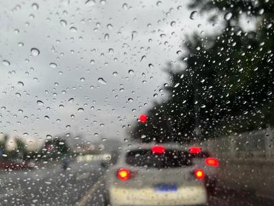 预警升级！山东发布暴雨红色预警，青岛南部有暴雨或大暴雨局部特大暴雨