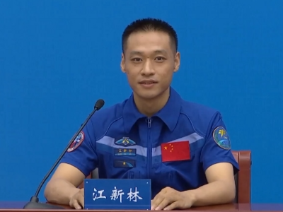 “贝塔”→“舒克”→航天员，江新林分享首次出舱经历