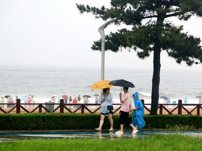 @市民游客，今夜起青岛风力增大，沿海风力明显，外出游玩请尽量远离海边
