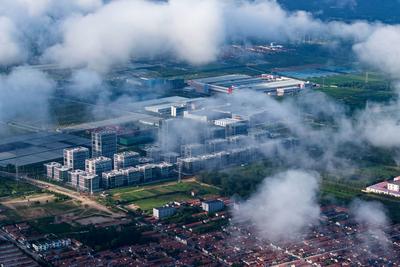 西海岸新區(qū)：打造“AI創(chuàng)作之都”，年產(chǎn)微短劇四百部以上