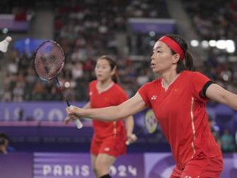陈清晨/贾一凡闯入巴黎奥运会羽毛球女子双打决赛！