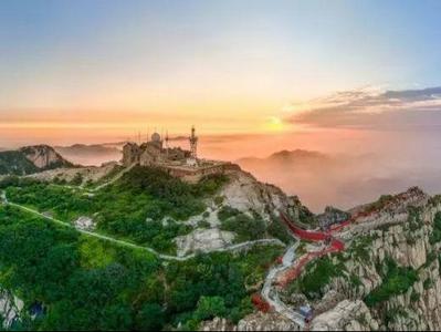 8月25日16:00起，泰山景区暂停开放