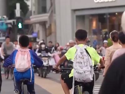 家长注意！会骑不等于能骑，暑期孩子骑行事故风险上升