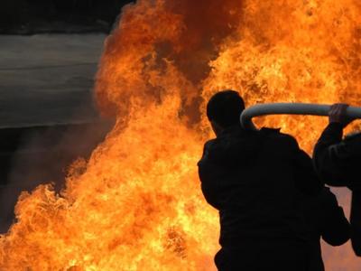 马尼拉“中国城”一建筑起火，至少11人死亡
