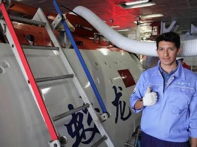 “蛟龙号”首次搭载8名外籍科学家下潜作业，外交部回应