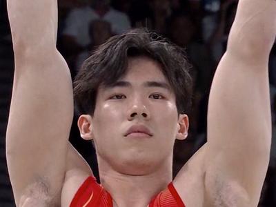 张博恒夺得巴黎奥运会体操男子单杠铜牌