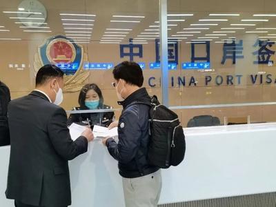 留学申请竟成“投名状”，国安部：个别中介恶意篡改学生履历