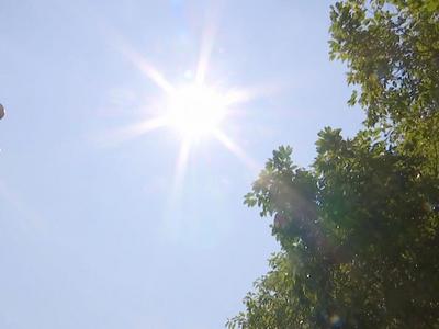 重庆连发八天高温红色预警，多家景区、场馆暂停开放