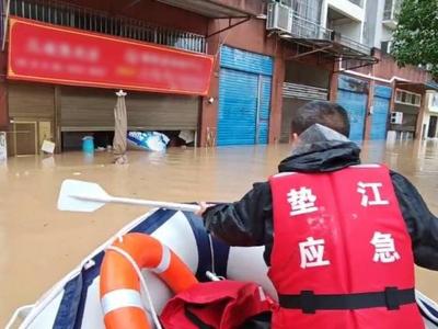 青海共和县突降暴雨致6人遇难