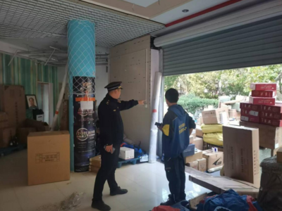 加强垃圾分类宣传指导，推动快递企业绿色发展