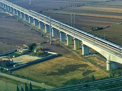 前三季度山东GDP同比增长5.6%