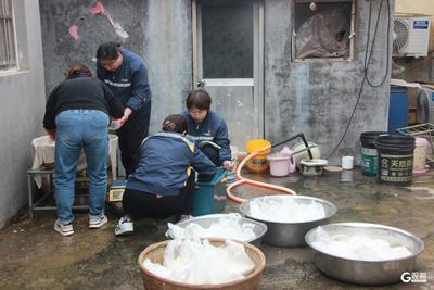 天冷真情暖，青岛这里的“爱心豆腐”又飘香