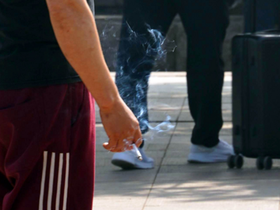 观海快评 | 在饭店里吸烟，到底该怎么管？