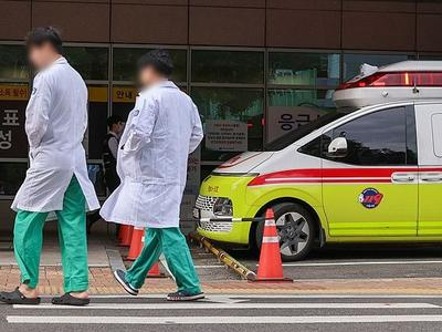 韩国医生“辞职潮”难解，协商机制因分歧停摆