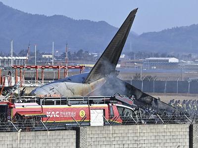 韩国客机碰撞起火事故已致58人死亡
