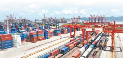 《人民日报》整版聚焦山东等地：货物“一箱直达” 物流降本增效