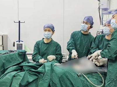 女子被送手术室，医生从她体内取出一堆粘液......这种“放松”要谨慎！