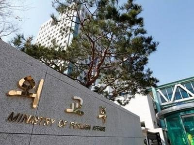 美国务卿布林肯抵达韩国，将与韩外长会谈