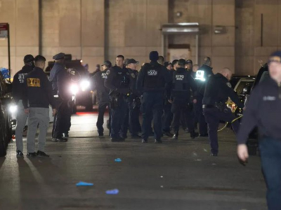 纽约一夜总会外发生枪击事件，至少10人受伤