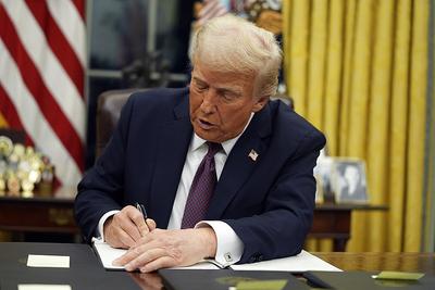 特朗普签署行政令将“墨西哥湾”更名为“美国湾”
