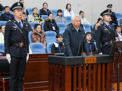中粮集团有限公司原副总经理周政一审获刑12年