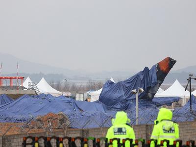 撞混凝土设施前4分钟，韩国济州航空失事客机“黑匣子”停录