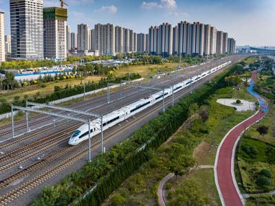 铁路节前春运车票进入发售最高峰，累计售出5768万张