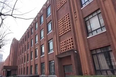 大学生论文“AI味儿”渐浓？使用AI工具，各高校“立规矩”了→