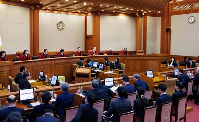 决定尹锡悦命运的马拉松辩论结束，一文梳理控辩双方11次交锋