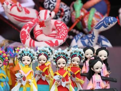 非遗手造大赏、柳腔、摇滚音乐节……有点羡慕，去糖球会的人～
