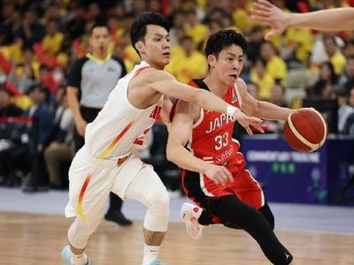 祝贺！大胜日本队，中国男篮提前晋级亚洲杯正赛