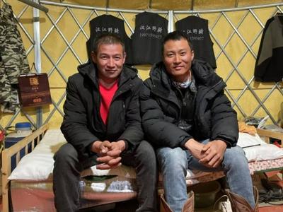 对话骑马冲入汉江救人的新疆小伙：事发突然鞍都没绑好，马儿以前从未下过水