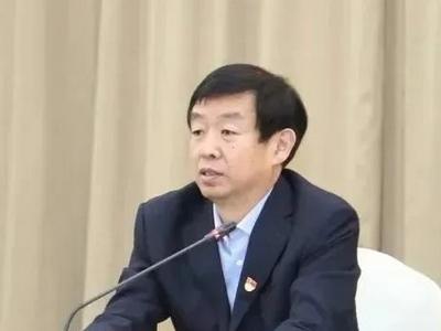 齐家滨任国家公务员局局长，曾在青岛工作