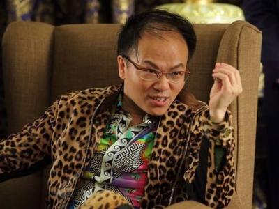 《美人鱼》中“郑总”扮演者郑某峰涉嫌猥亵儿童被刑拘，海口警方：已报检方批捕