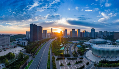 望岳谈｜当好排头兵，“偏向虎山行”