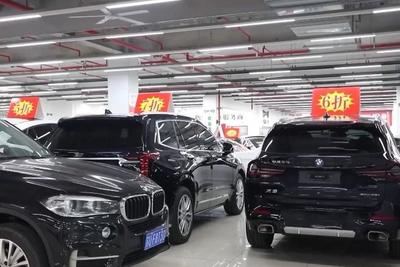 二手平台低价车藏陷阱，女子购“全损车”维权难