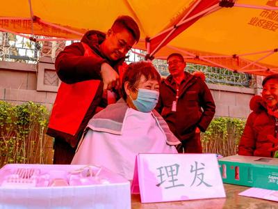 涵盖水电气暖维修、家居清洁等13大类，即墨打造“即呼即应”便民服务平台