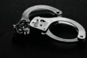 河南安阳殷都区财政局原局长路庆峰在逃，官方通告敦促其自首