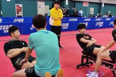 国乒体测人均表情包，网友：要看几次才能忍住不笑