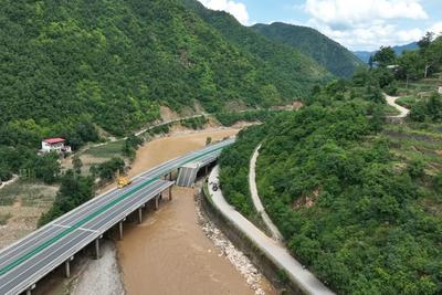 丹宁高速水阳段桥梁垮塌灾害调查评估报告公布，43名公职人员被问责