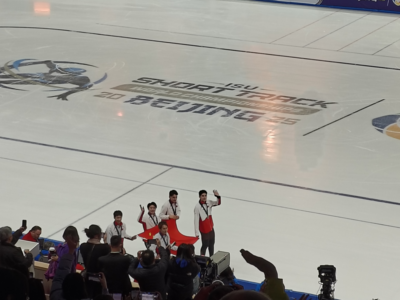 中国队夺得短道速滑世锦赛男子5000米接力银牌