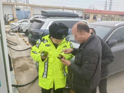 高速出行前，这些事项你做过吗？青岛高速交警近期处置多起类似险情