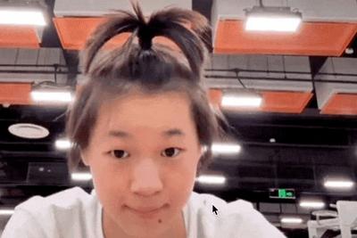 全红婵晒对比照，训练前后判若两人，配文：这还是我吗？全网心疼