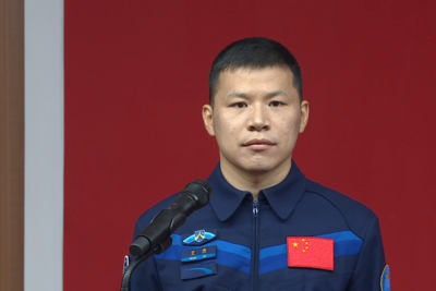 王杰谈个人首飞：有梦可追、追则必成！