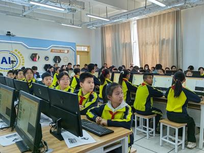 山东省人工智能硬件设备捐赠仪式在青举行