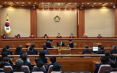 下台！尹锡悦成韩国第二位被罢免总统，司法深渊已对他敞开
