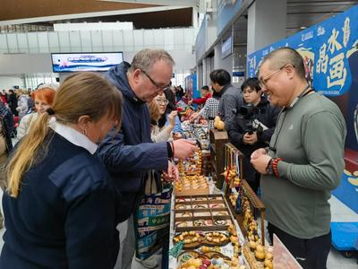 最in国际范，青岛“卷”起来了！