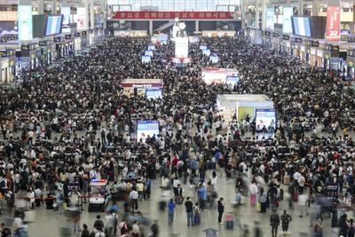 “五一”哪最火？假期前两日多地接待游客量两位数增长