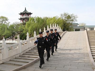 让游客玩得开心又安心！青岛公安“旅游警务”护航“周末经济”